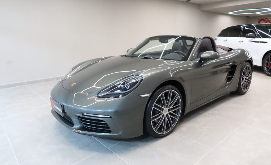 PORSCHE 718 BOXSTER 2.0