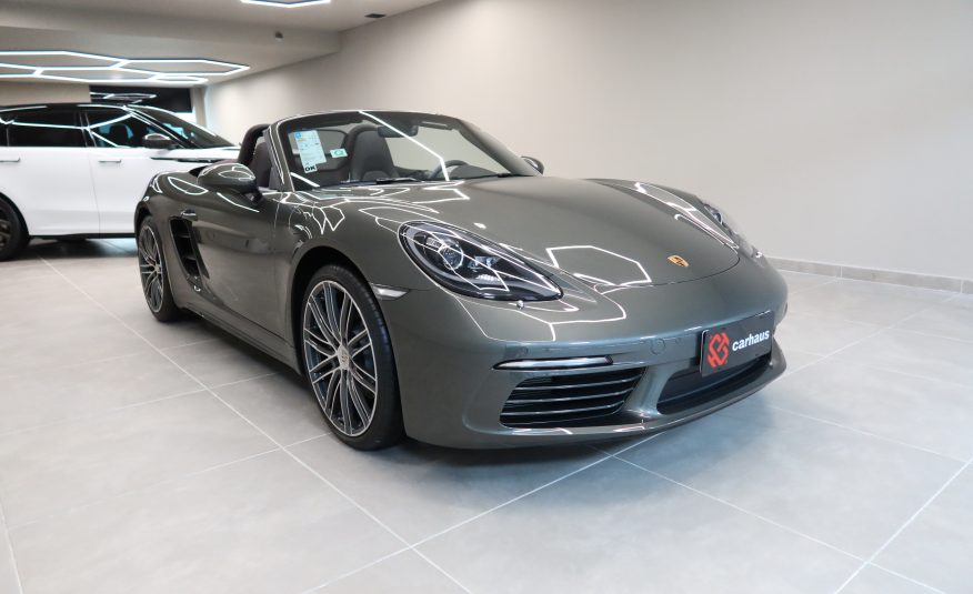 PORSCHE 718 BOXSTER 2.0