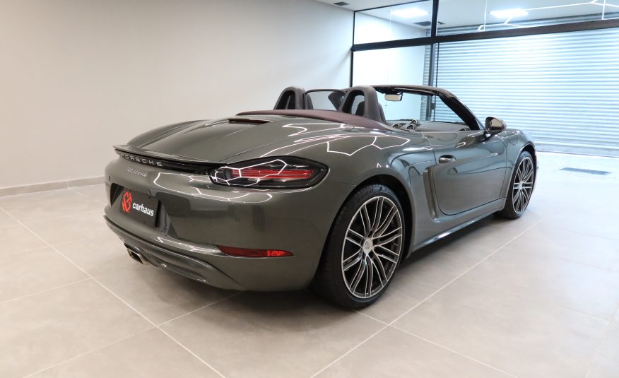 PORSCHE 718 BOXSTER 2.0