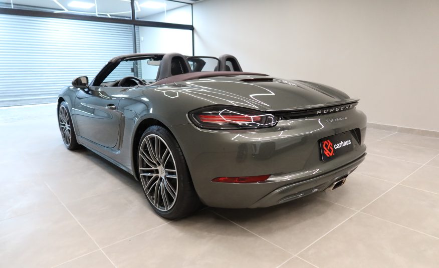 PORSCHE 718 BOXSTER 2.0