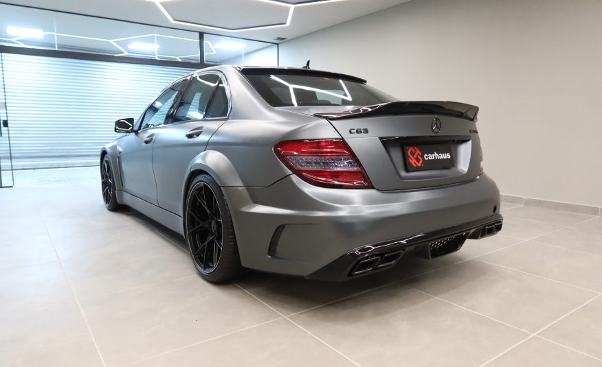 MERCEDES-BENZ C 63 AMG