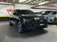 AUDI Q8 PERFORMANCE BLACK