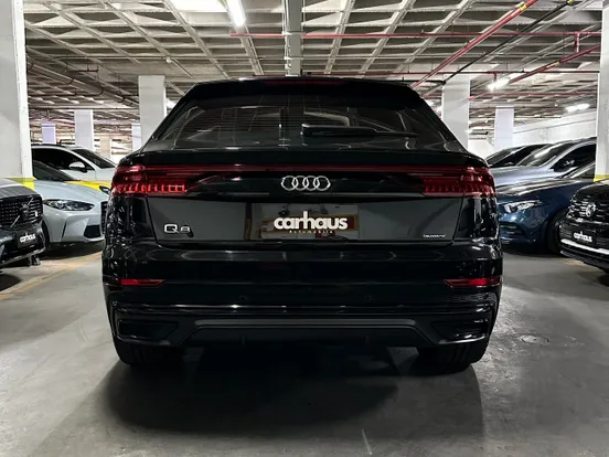 AUDI Q8 PERFORMANCE BLACK