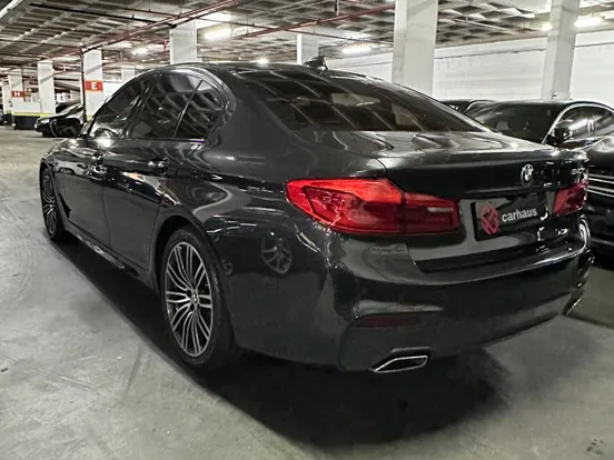 BMW 540i