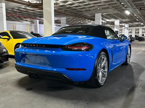 PORSCHE 718 BOXSTER 2.0