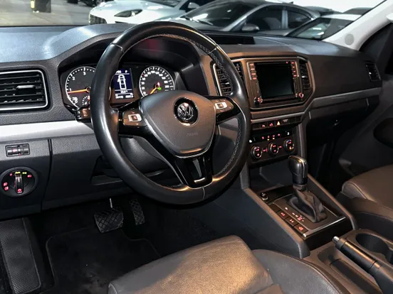 VOLKSWAGEN AMAROK HIGHLINE 2.0 DIESEL AUTOMATICA