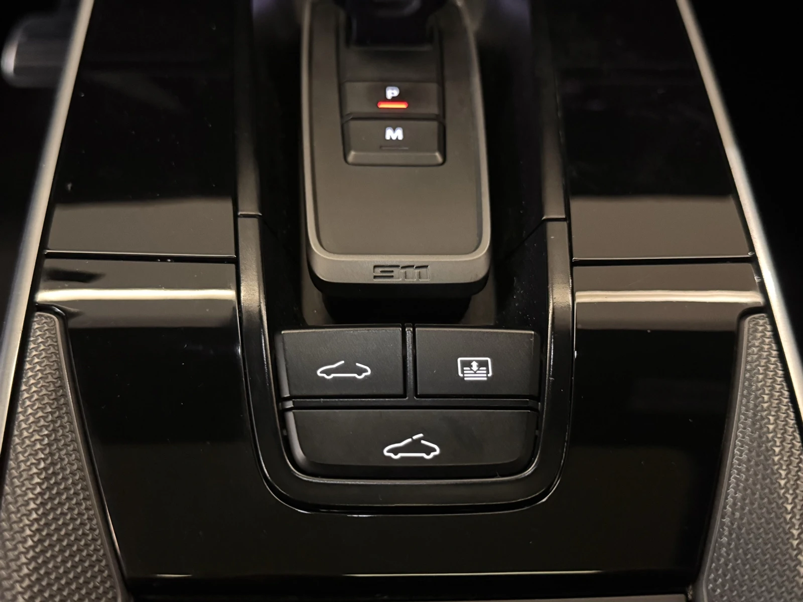 Porsche 911 Carrera amarela 2020/2021: Console e comandos 911
