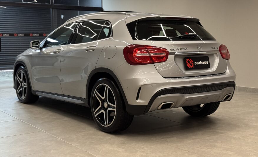 MERCEDES-BENZ  GLA 250  2.0 16V TURBO GASOLINA SPORT 4P AUTOMÁTICO