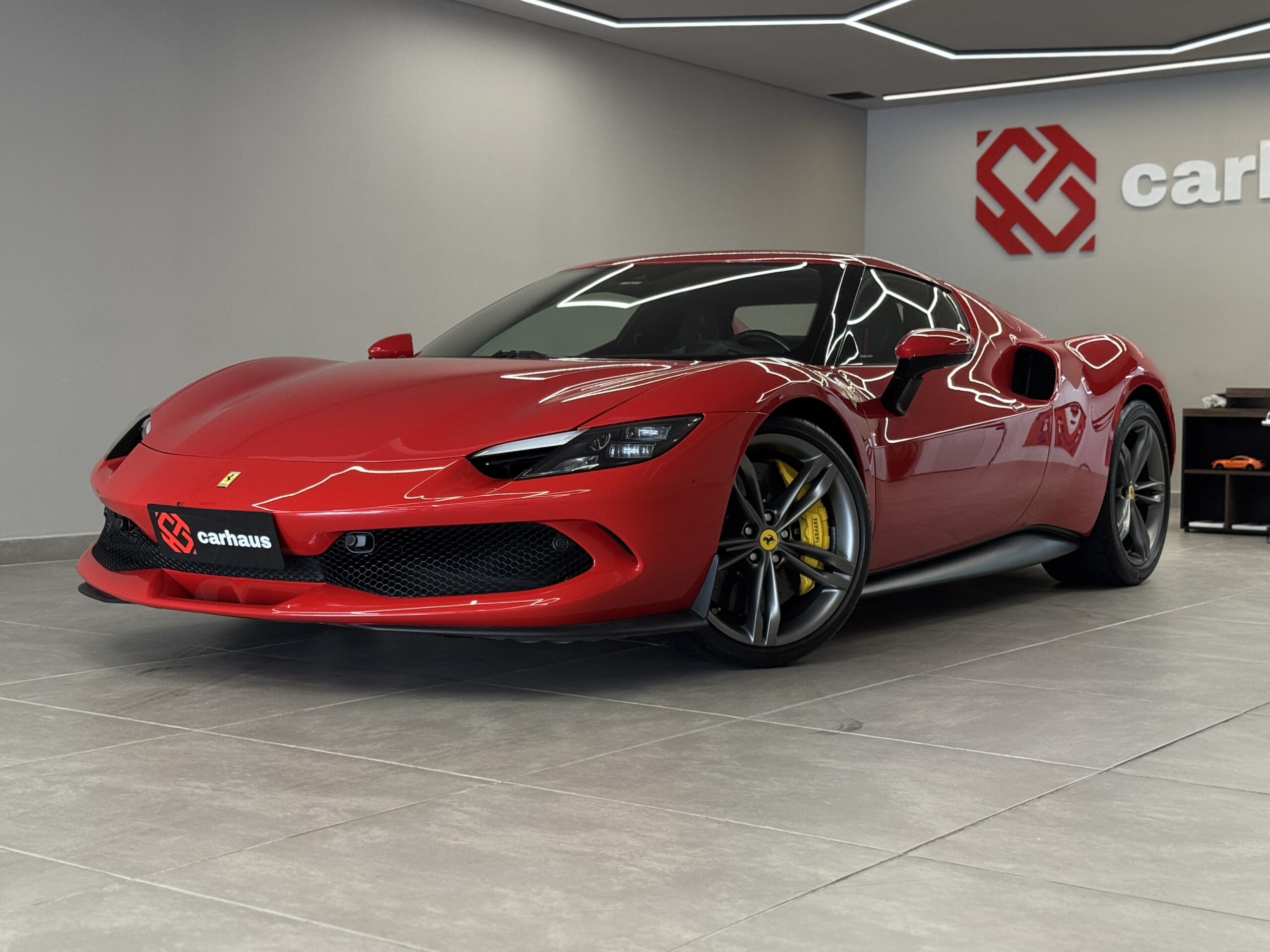 FERRARI 296 GTB 3.0 V6 TURBO PHEV F1-DCT